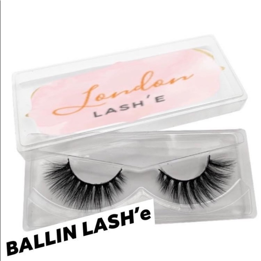 Lashes - Picture 8 of 10